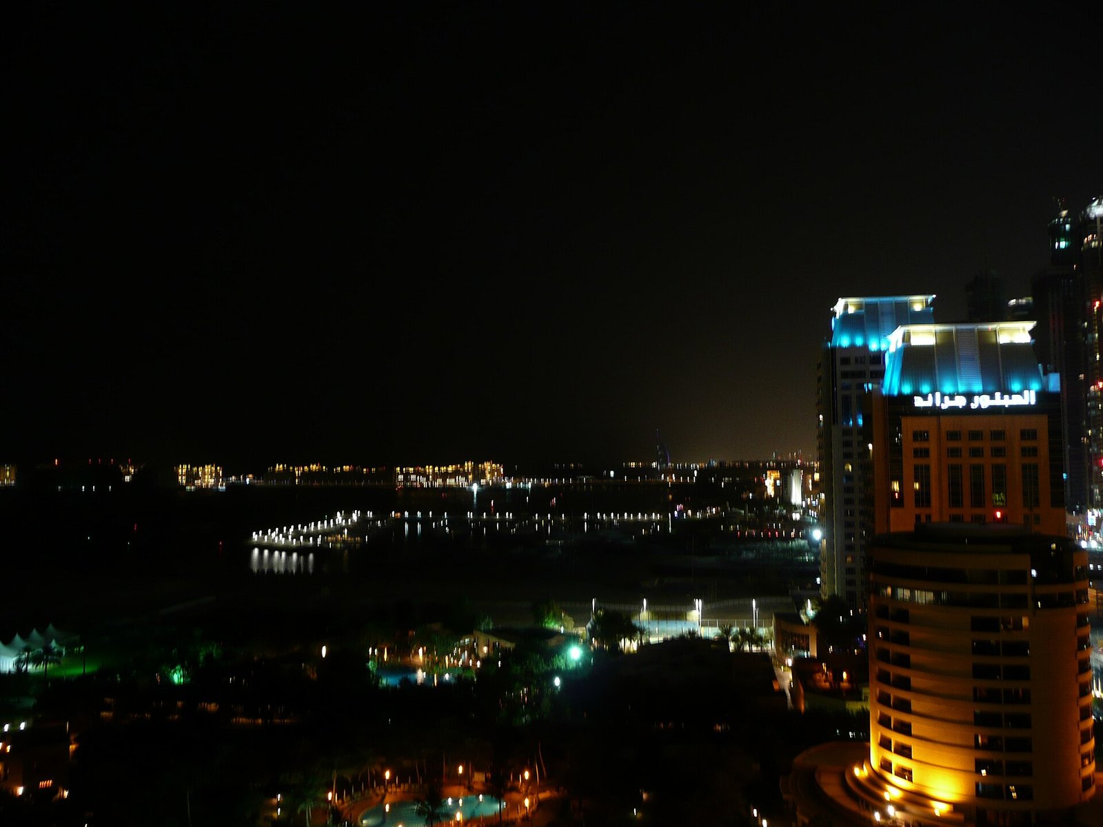 Rooftop ladies night in Dubai with skyline views and cocktails